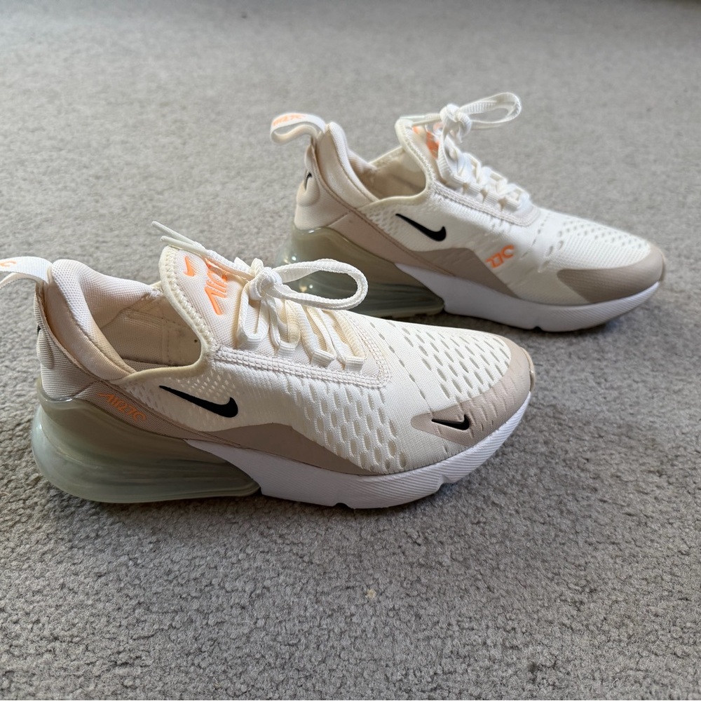 Nike Air Max 270 Cream and Tan Sneakers